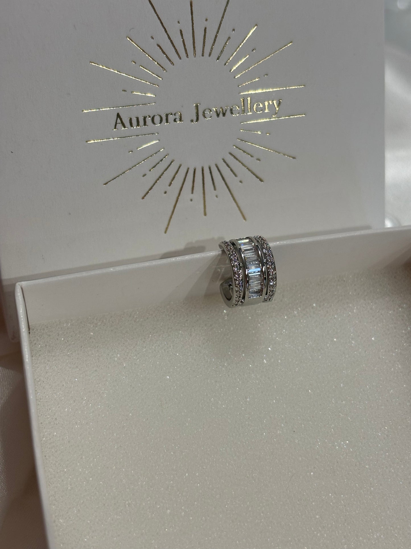 Valeria Ear Cuff από Ανοξείδωτο Ατσάλι – Υποαλλεργικό & Μοντέρνο