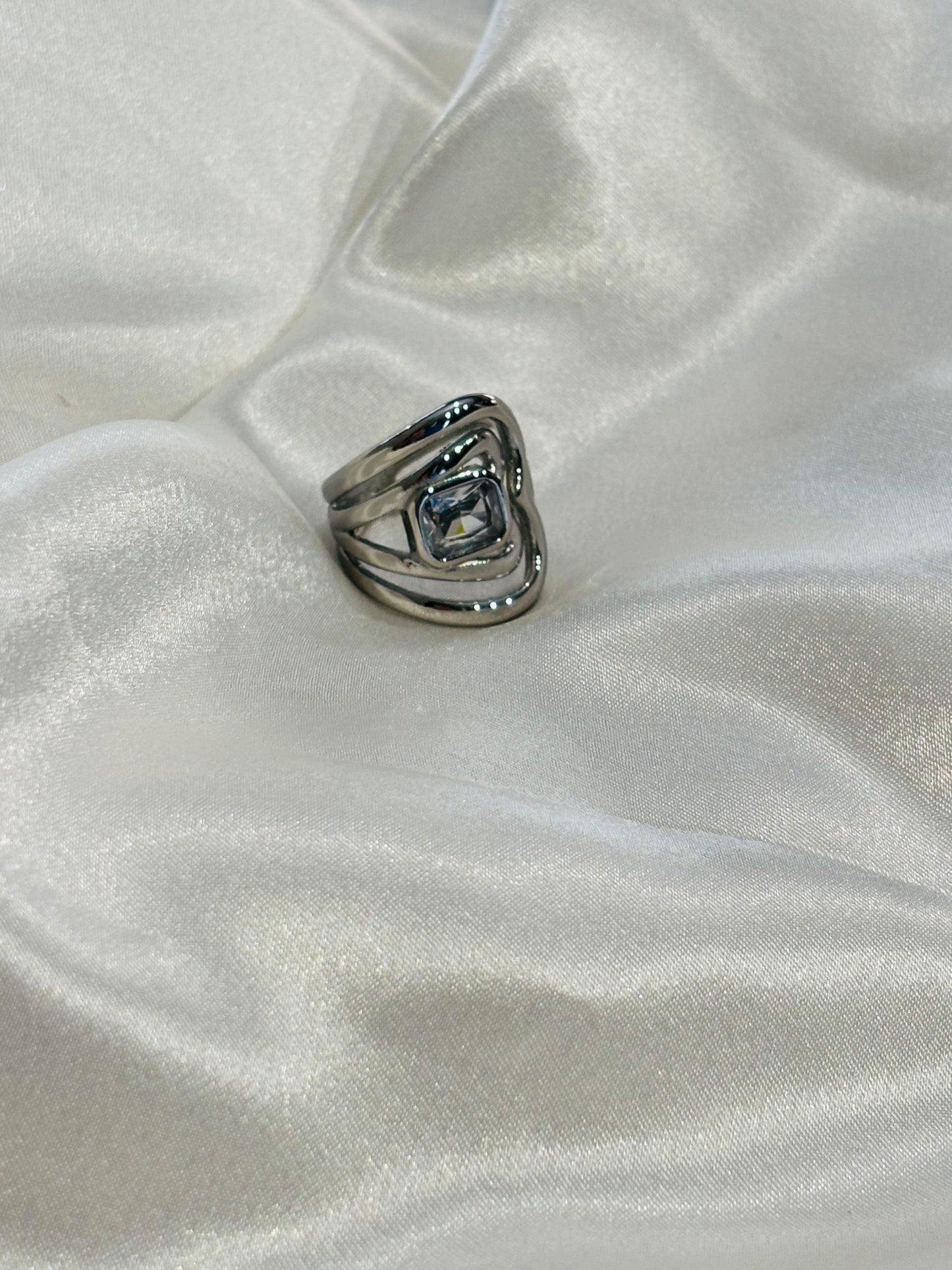 Abigaelle Δαχτυλίδι με Μεγάλο Ζιργκόν στο Κέντρο