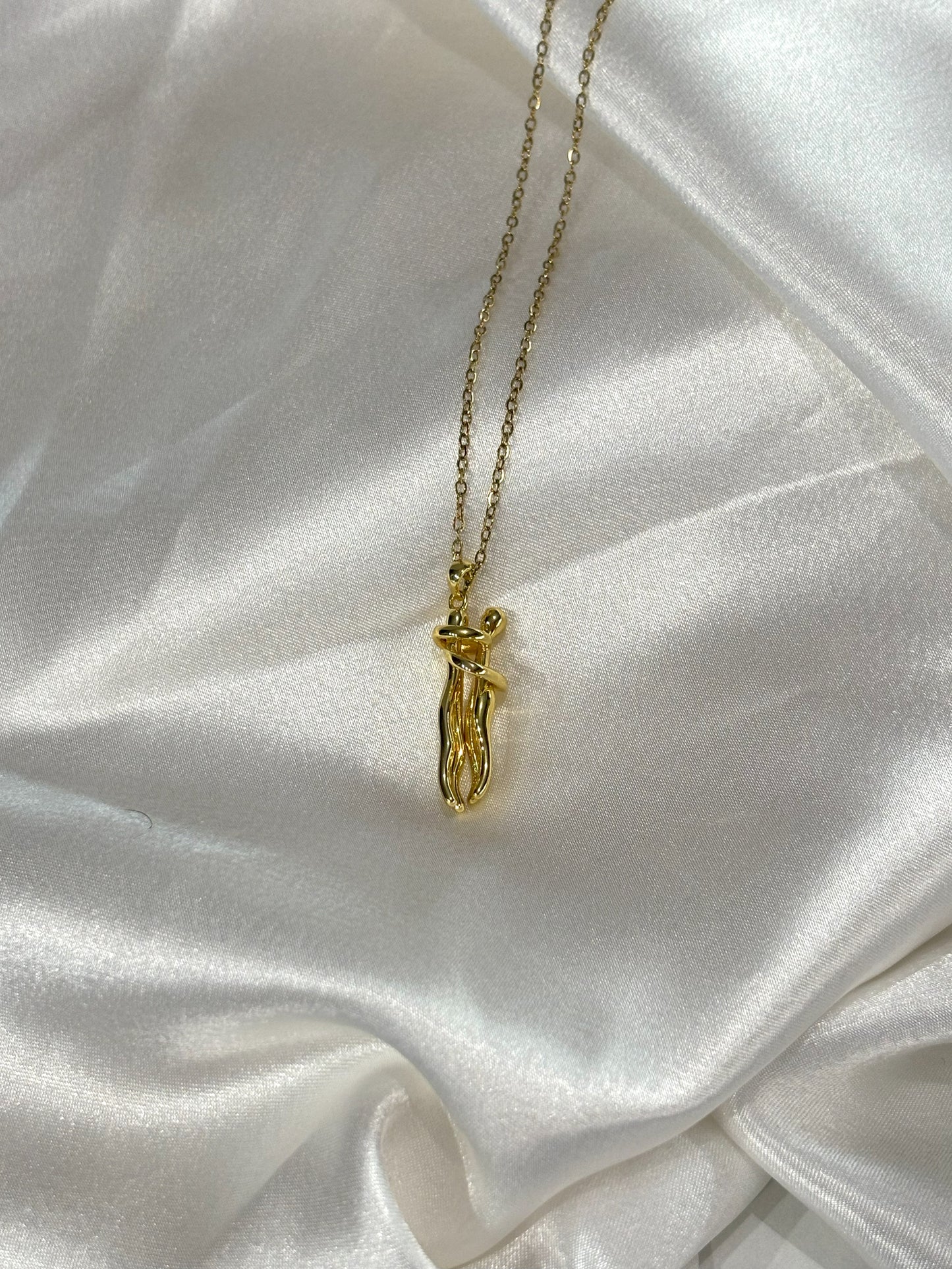 Giuntura Κολιέ – Δύο Σώματα που Αγκαλιάζονται, Ρομαντικό & Συμβολικό