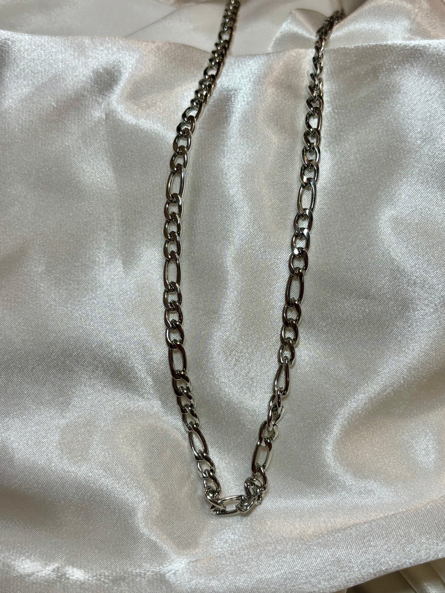 Bruno silver chain