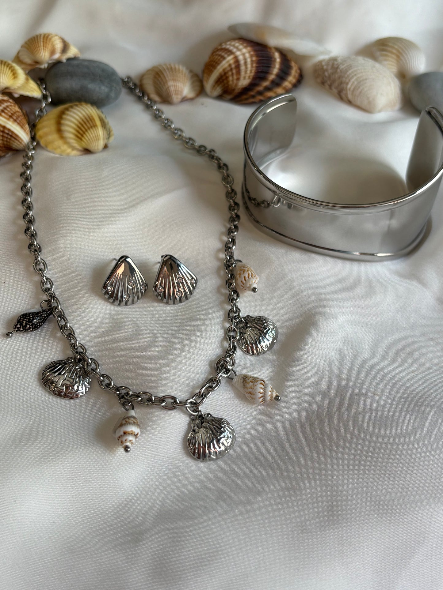 Ikaria, Alkhstis & Ariel