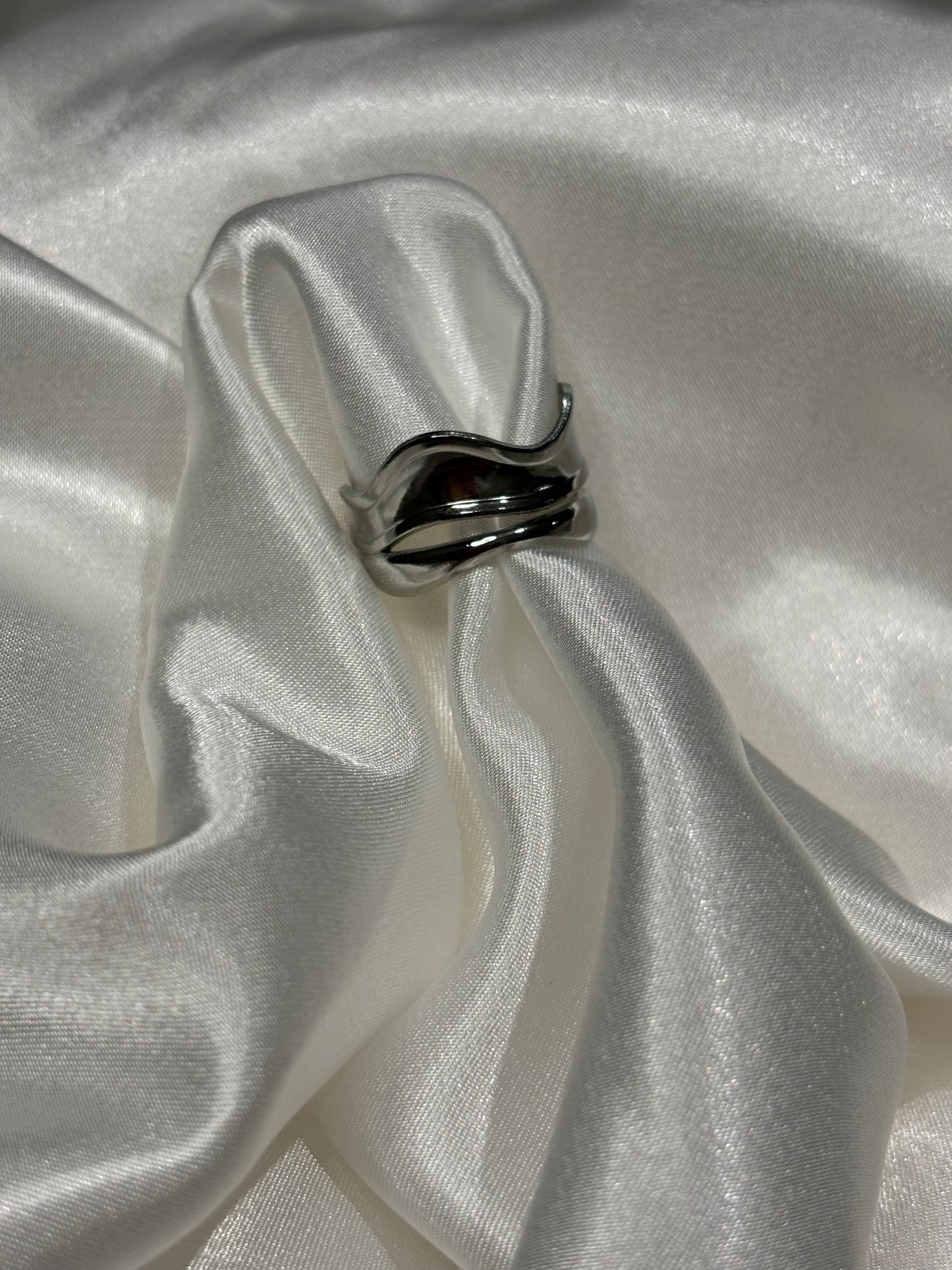 Dafni Δαχτυλίδι – Ανοιχτό, Με Κυματιστό Σχέδιο & Minimal Design