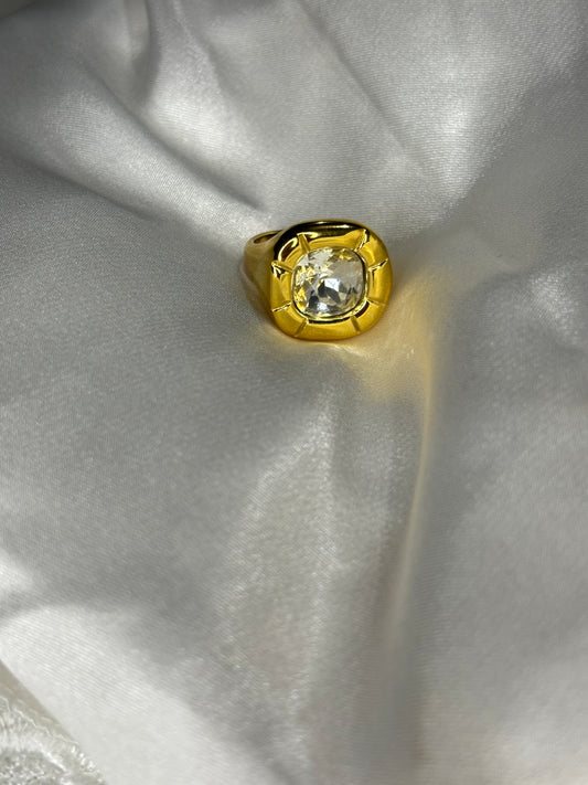Bianca Χρυσό Δαχτυλίδι με Μεγάλο Ζιργκόν (Νο 6)