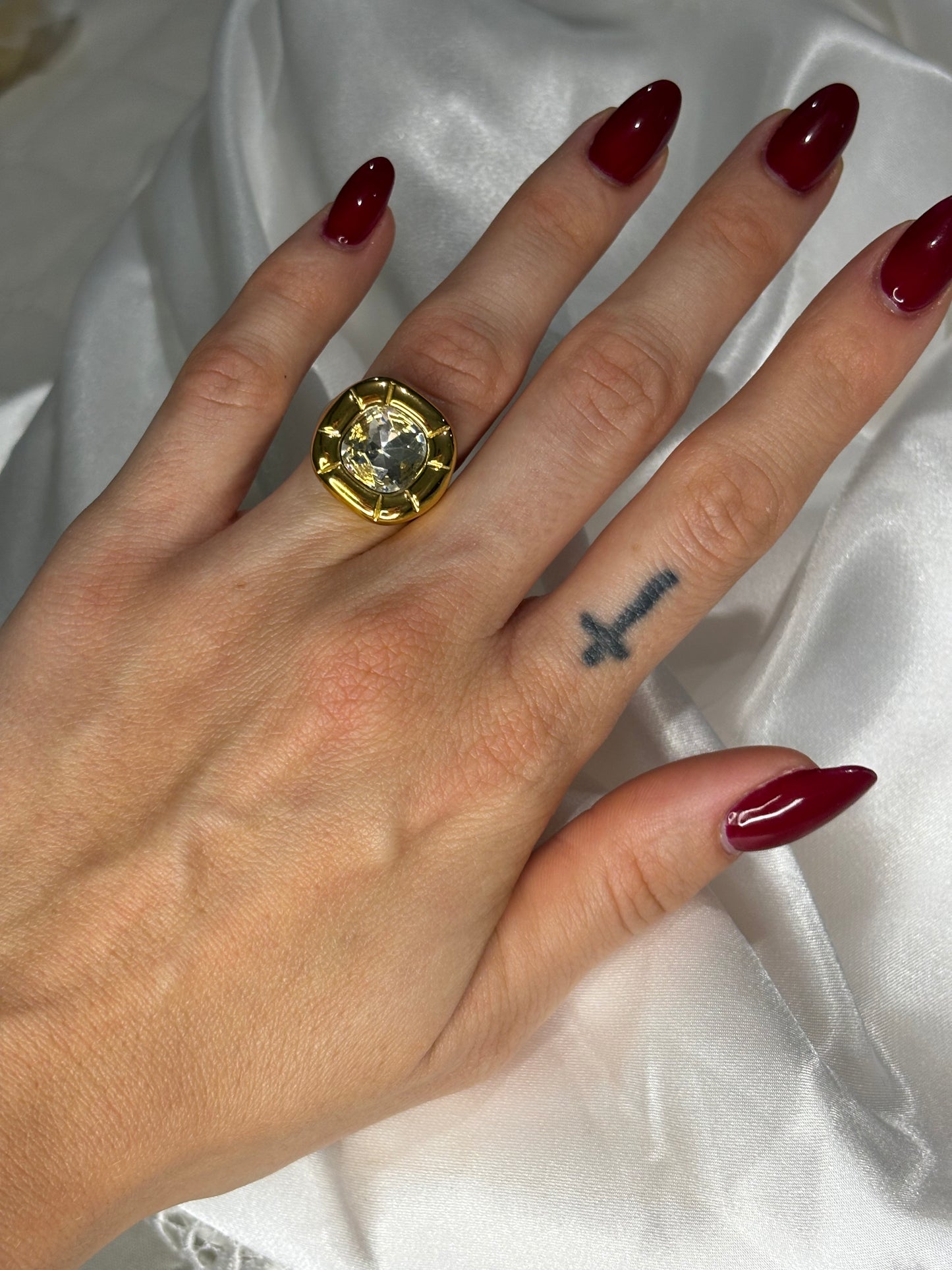 Bianca Χρυσό Δαχτυλίδι με Μεγάλο Ζιργκόν (Νο 6)