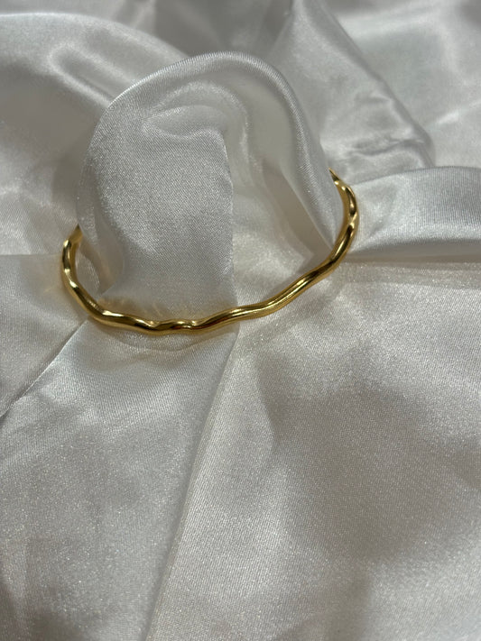 Paola Χειροπέδα από Ανοξείδωτο Ατσάλι – Διαθέσιμη σε Χρυσό & Ασημί