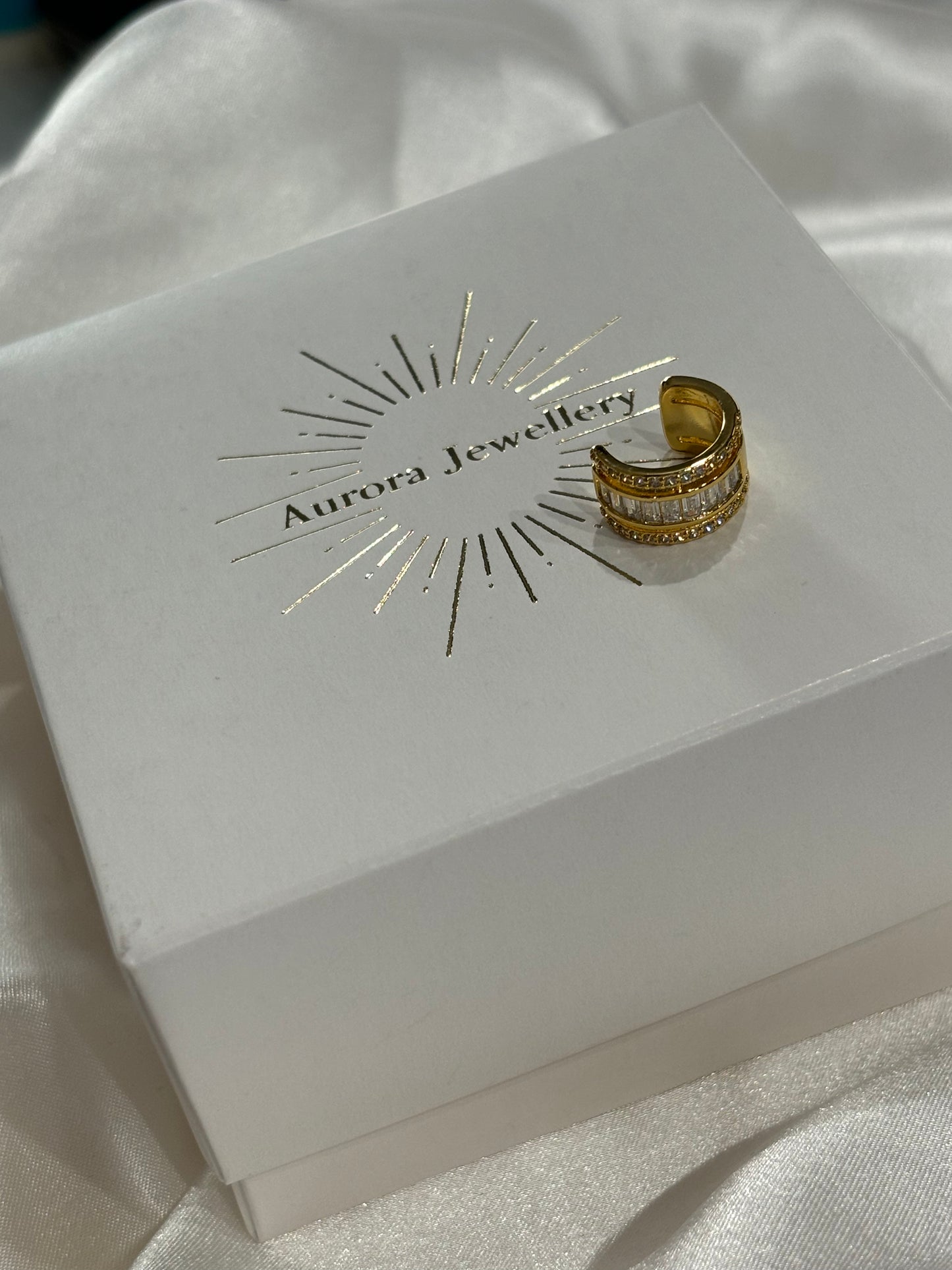 Valeria Ear Cuff από Ανοξείδωτο Ατσάλι – Υποαλλεργικό & Μοντέρνο