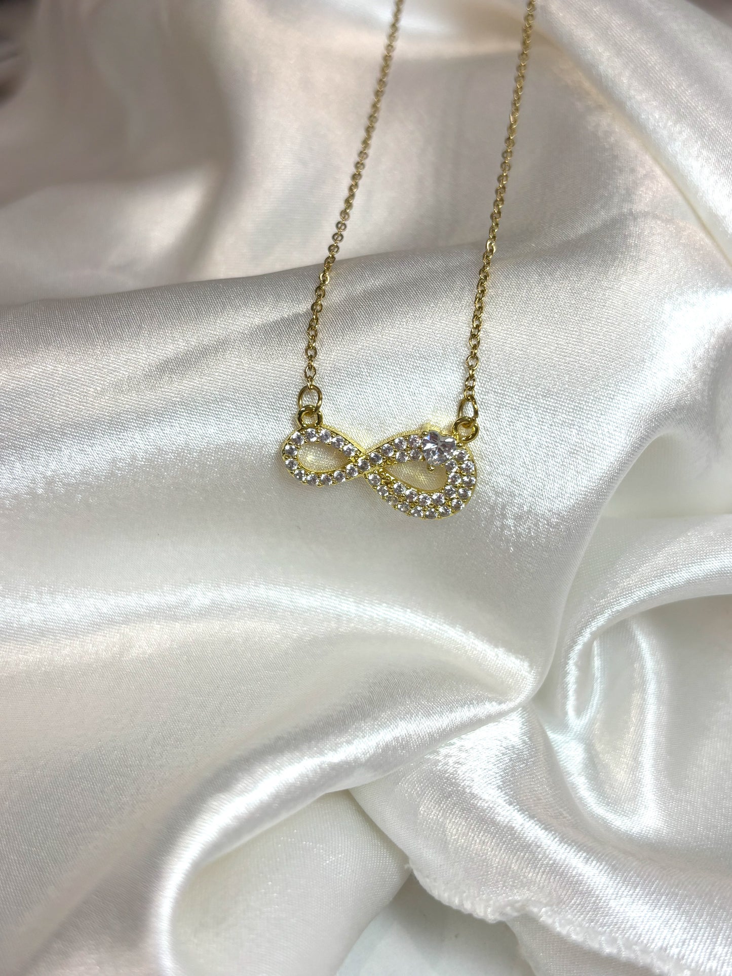 Infinita Κολιέ με Σύμβολο του Απείρου & Ζιργκόν – Δίχρωμο, Ρυθμιζόμενο