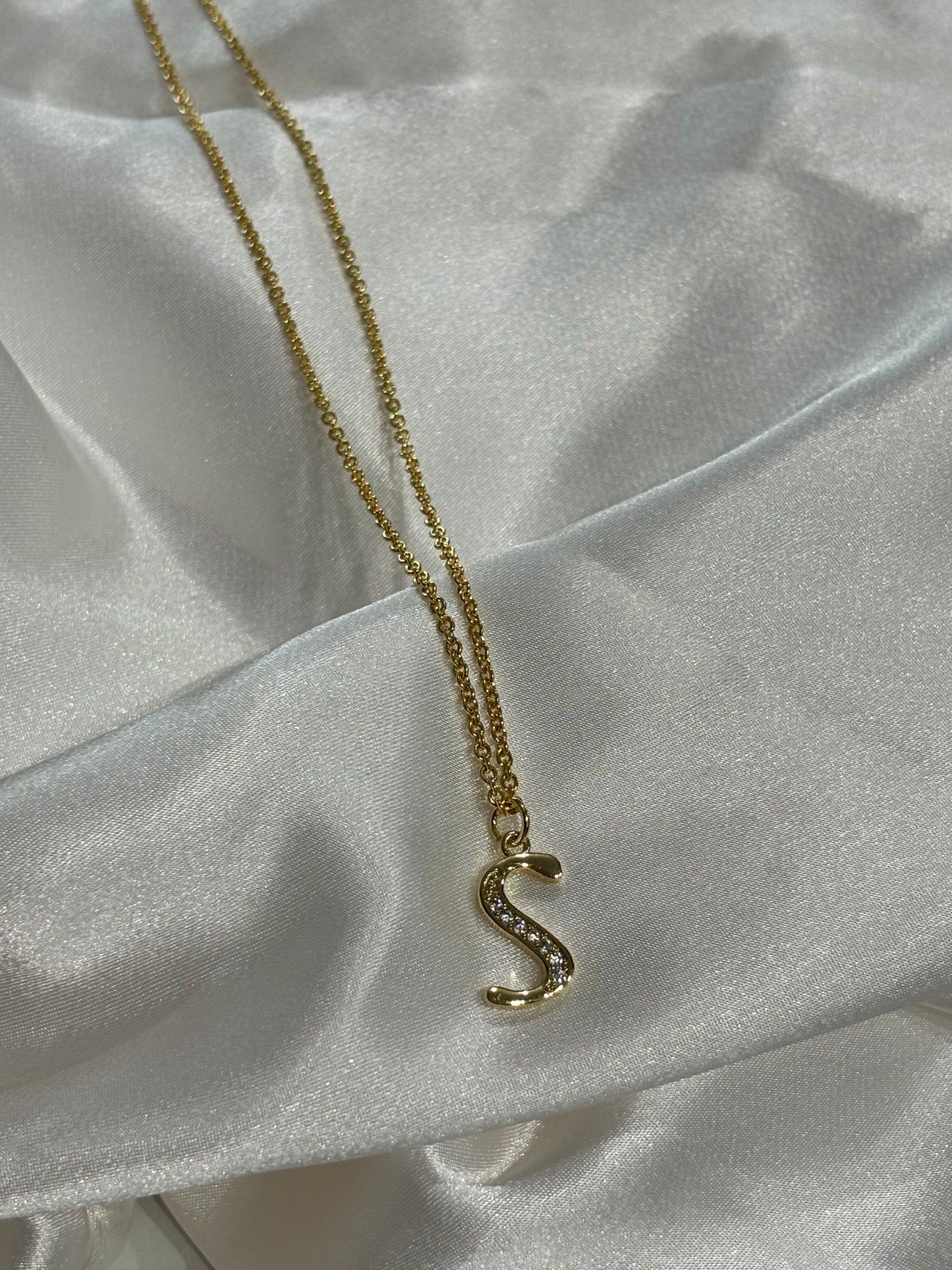 Monograms Χρυσή Αλυσίδα με Μονόγραμμα & Ζιργκόν – Προσωποποιημένο Κολιέ